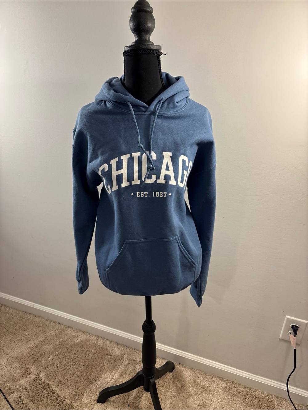 Gildan Chicago Hoodie Sweatshirt - Dusty Blue with White Graphic. 648